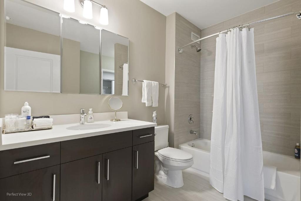 The Bernardin Gold Coast Luxury Apartments Near Magnificent Mile
