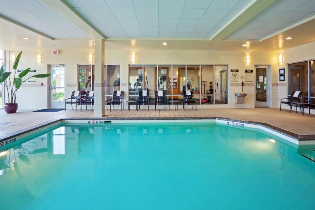 Hilton Garden Inn Naperville/Warrenville - Image 4