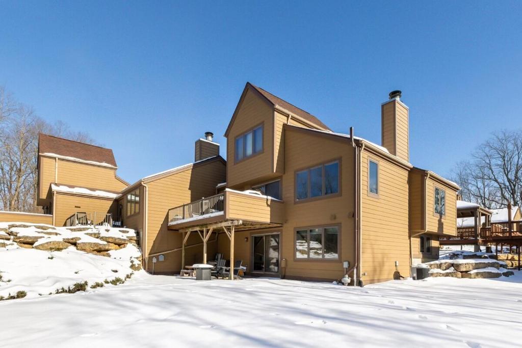 4-Bedroom Townhouse in Beautiful Galena - Image 7
