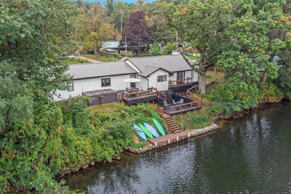 Sunset Point-Riverfront,SwimSpa,Kayaks,30 Min ND - Image 6