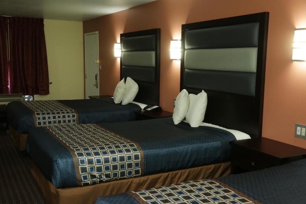 Theroff's Motel - Image 8