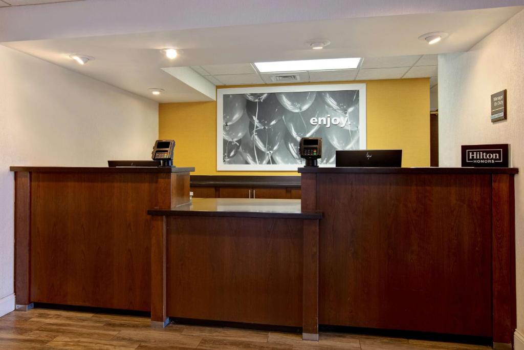 Hampton Inn Fort Wayne-Southwest - Image 8