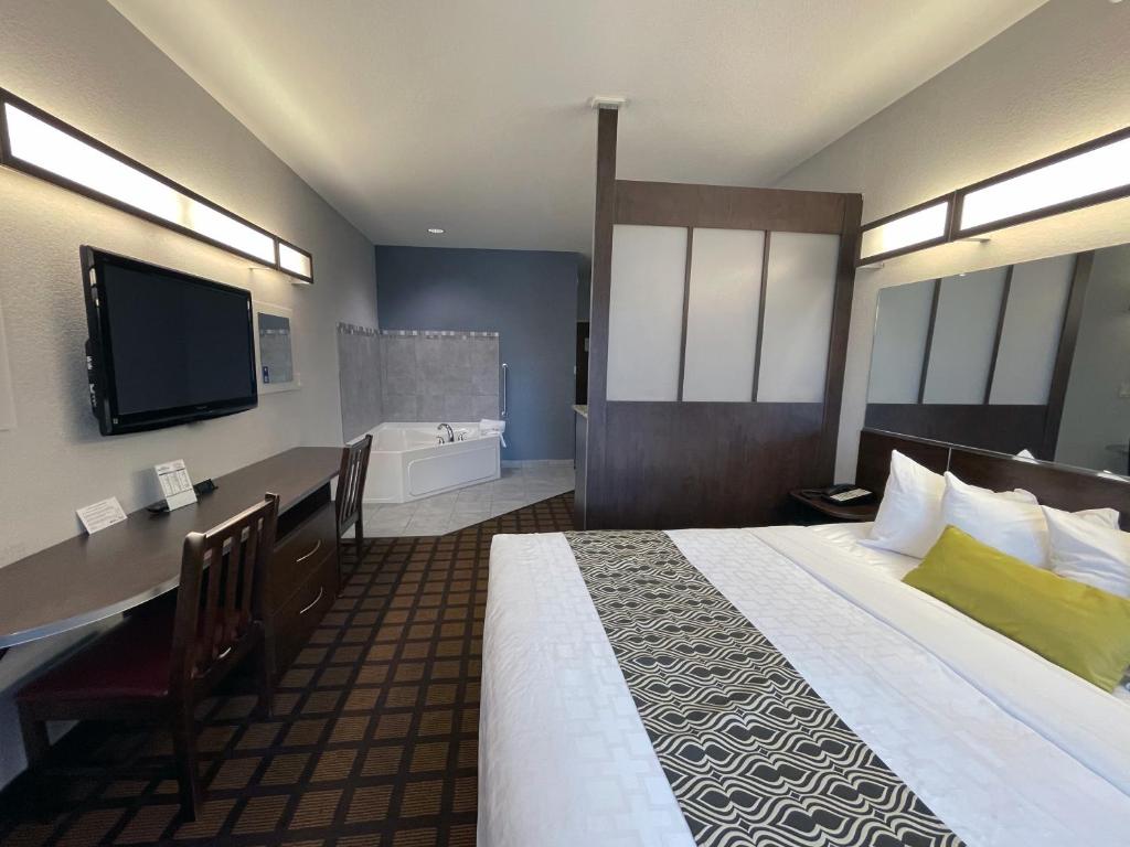 Microtel Inn & Suites by Wyndham Michigan City