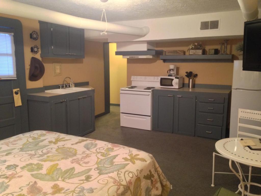 Stone Soup Inn - Image 6