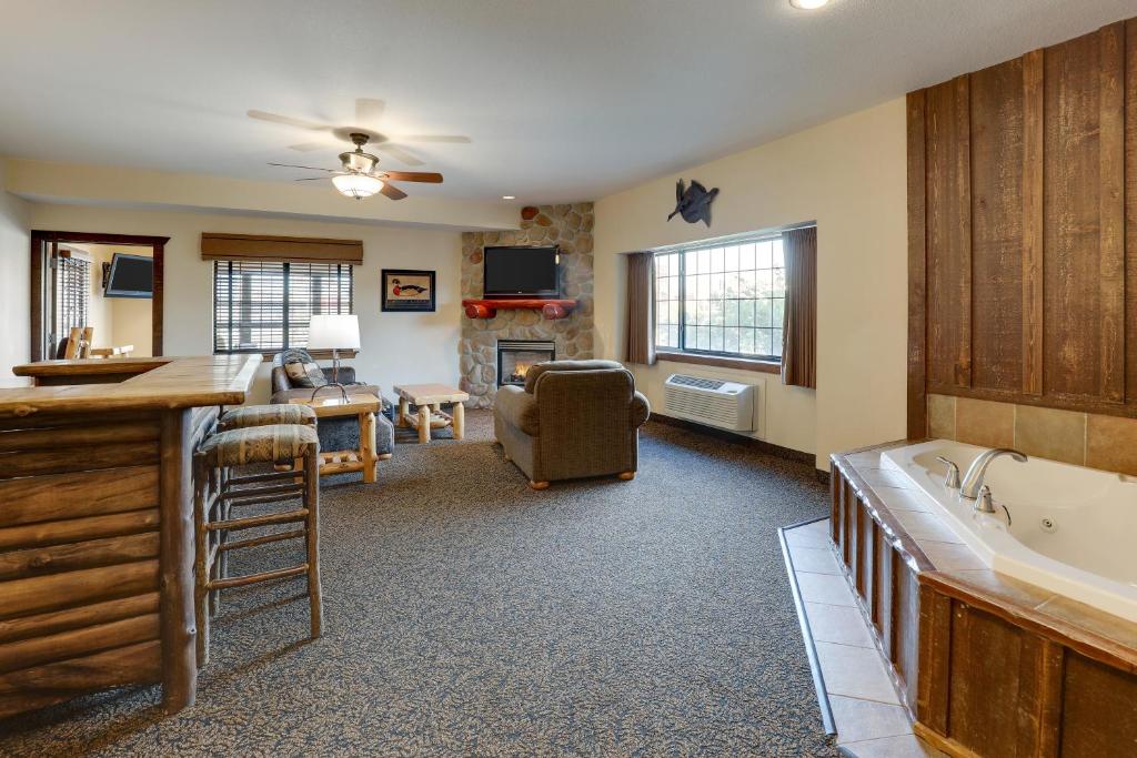 Hot Tub (Jacuzzi) - Photo 4