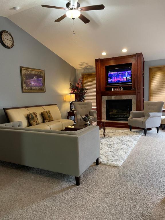 Urbandale Ranch - Image 5