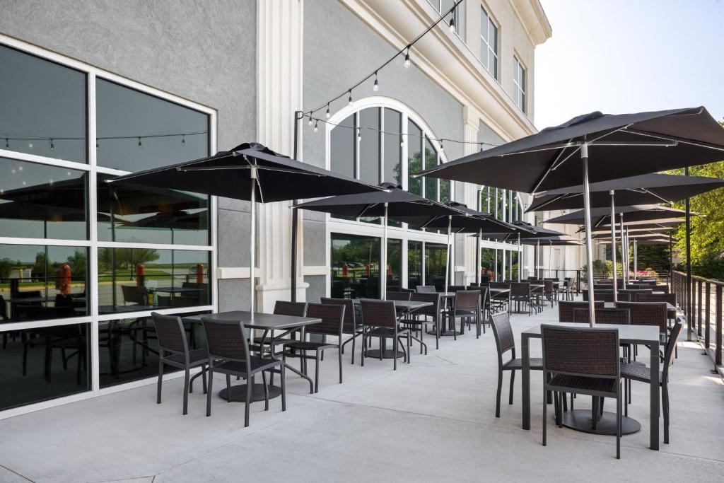 Isle Casino Hotel Waterloo, A Caesars Destination - Image 7