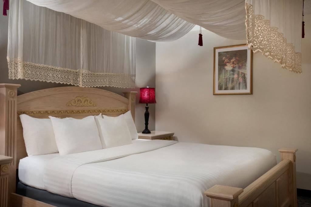 Baymont by Wyndham Des Moines North - Image 7