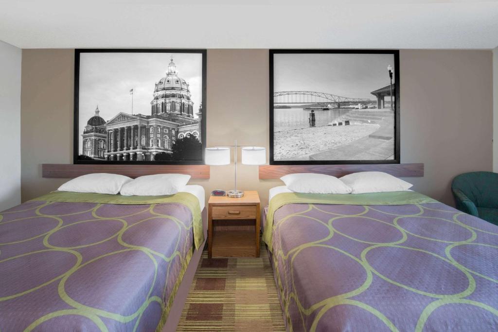 Super 8 by Wyndham Toledo - Image 8