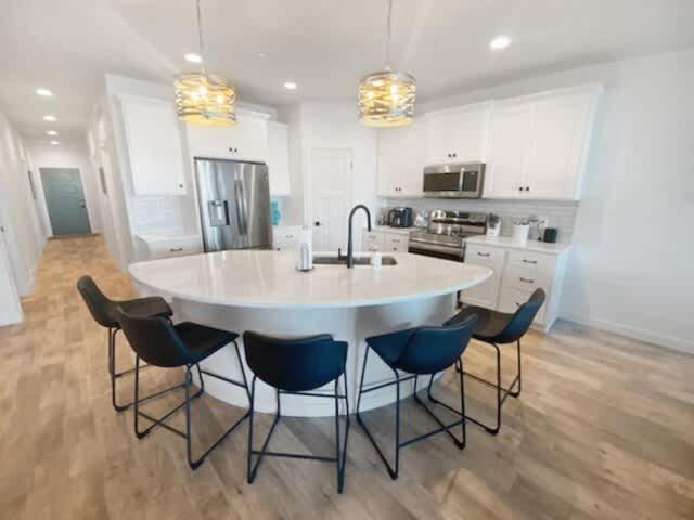 Sunset Shores 4BR Lake Escape Family Friendly - Image 6