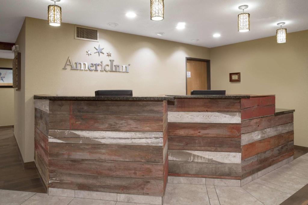 AmericInn by Wyndham Mount Pleasant - Image 8
