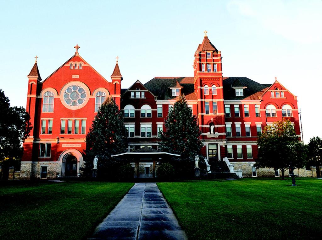 Holiday Inn Express Hotel & Suites Concordia US 81 by IHG - Image 7