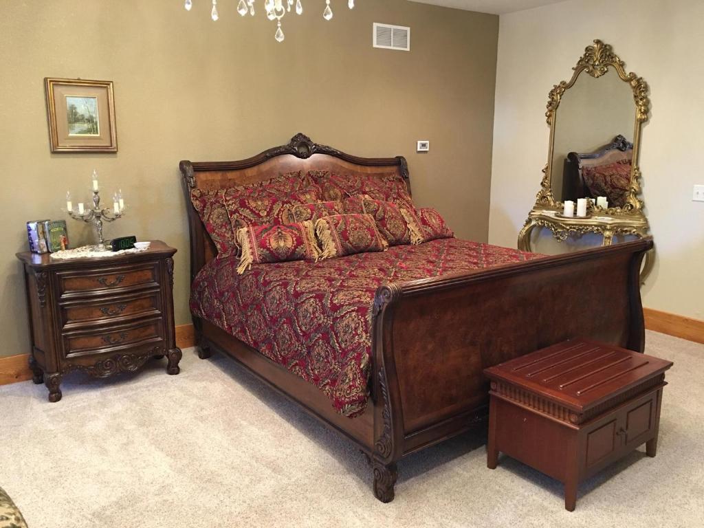 Attwood House Bed and Breakfast near Manhattan, KS - Image 7