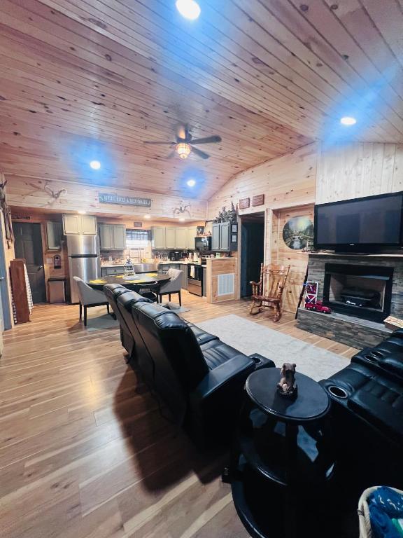 The Eagles Nest - Image 5