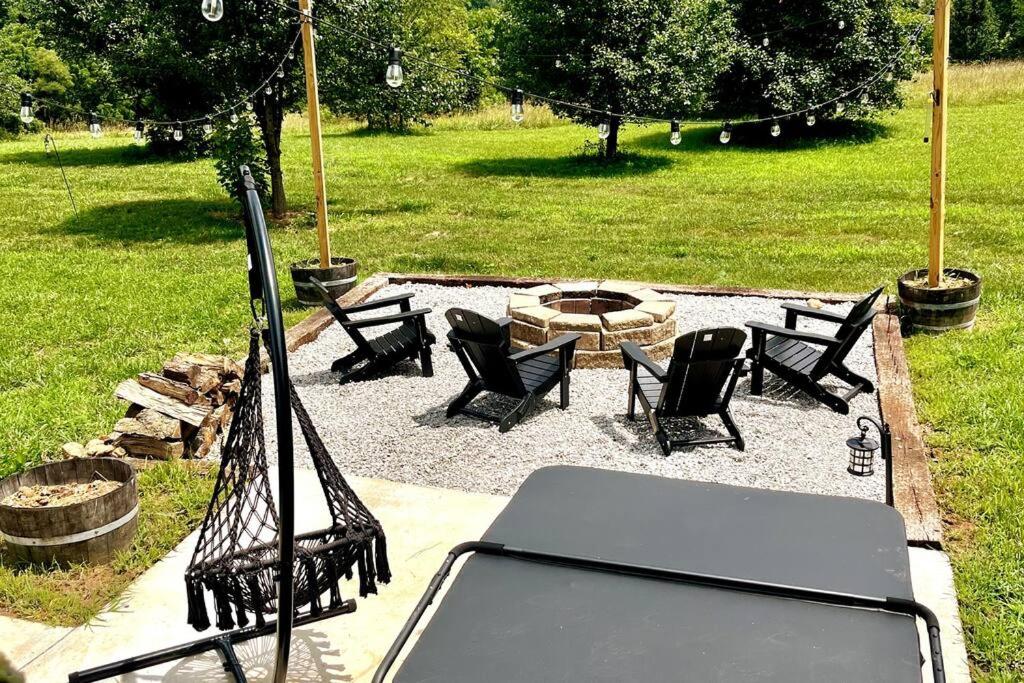 #4 Kentucky Bourbon Trail Bourbon Barrel Cottages