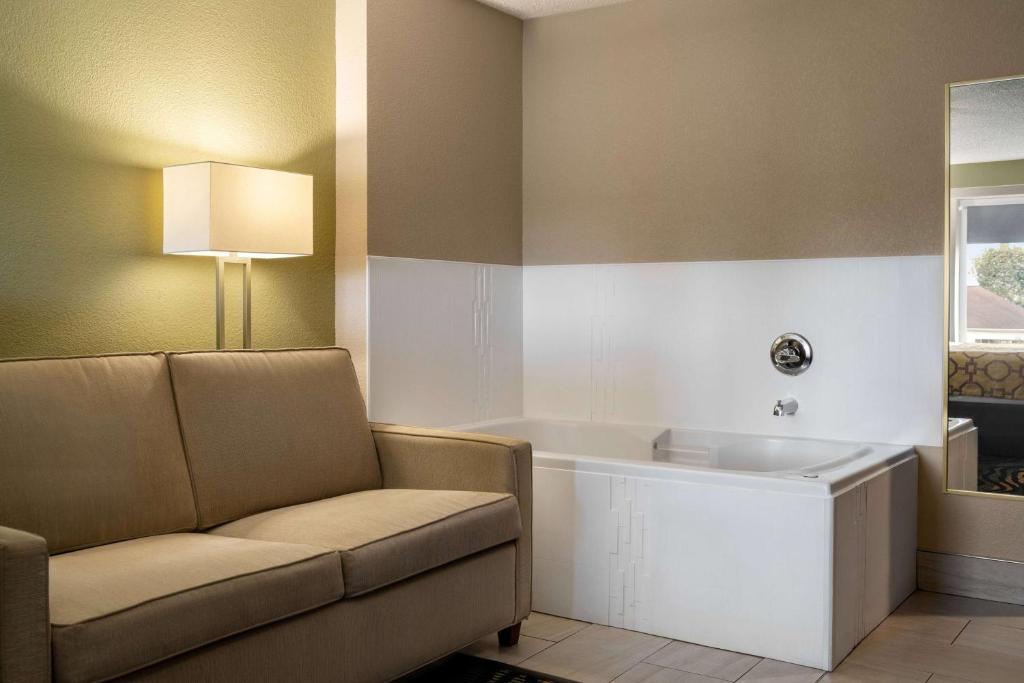 Baymont by Wyndham Georgetown Lexington North