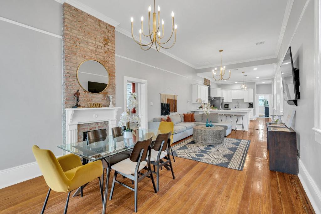 Uptown Nola Historic Home Parking - Image 5