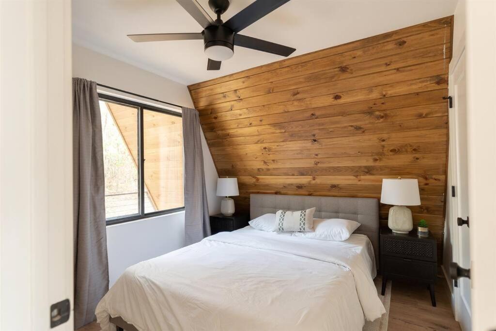 Newly Built, Mid-Lakeside A-Frame with Hot Tub and Steam Shower - Image 7