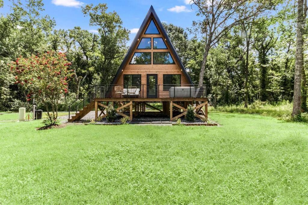 Hot Tub (Jacuzzi) - Photo 3