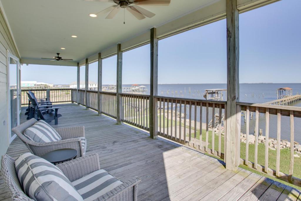 Lakefront NOLA Home with Hot Tub and Views! - Image 6