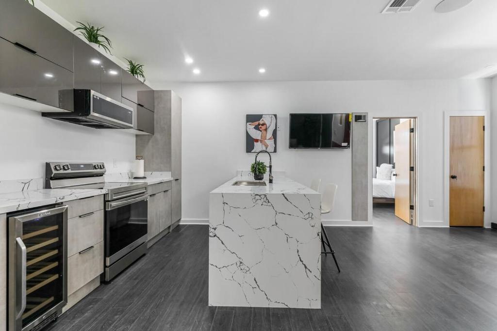 Celeste Rooftop Villa - Image 7