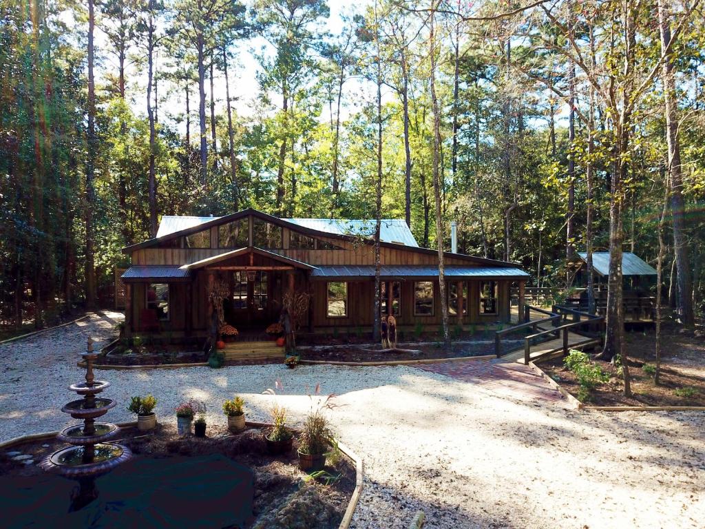 The Guest House - Image 5