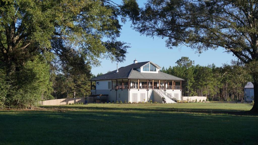 Bienvenue Mon Ami Bed and Breakfast - Image 4