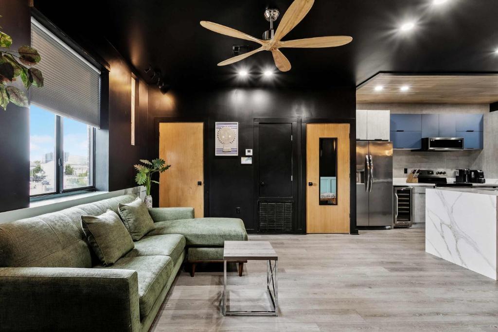 Nova Rooftop Villa - Image 8