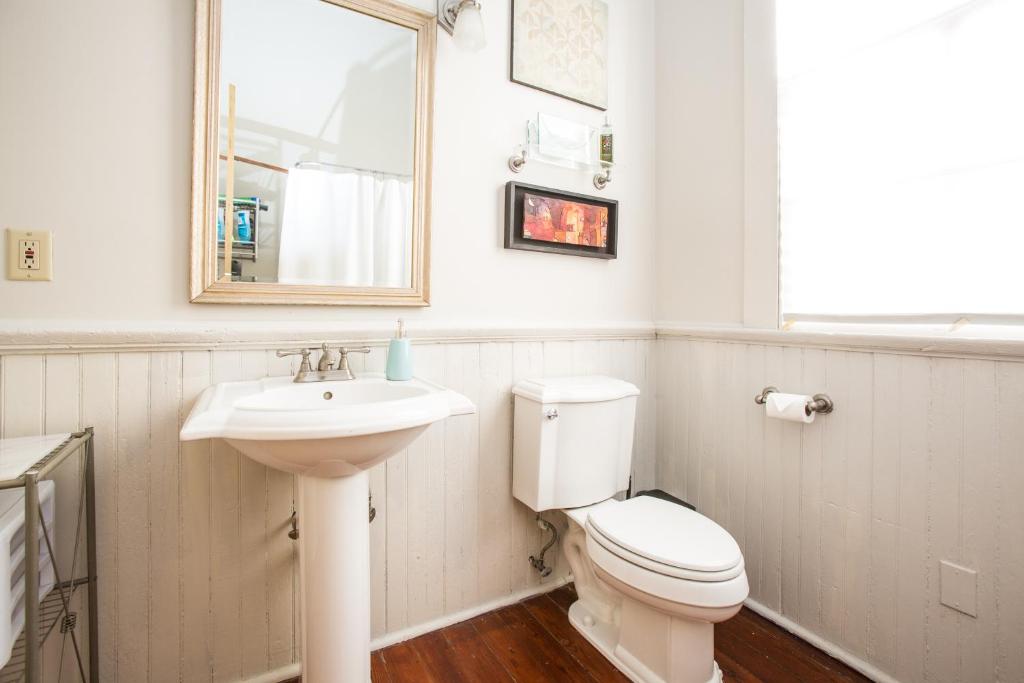 Creole Cottage Uptown - Image 8