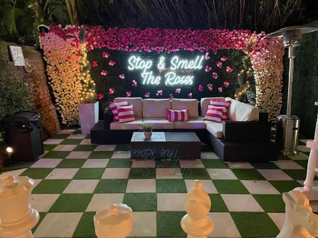 Amazing Modern Property 5 BR Next to French QT & Bourbon - Image 6