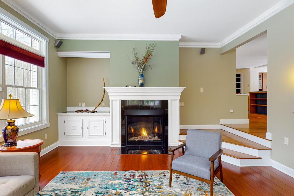 Juniper Grove - Image 4