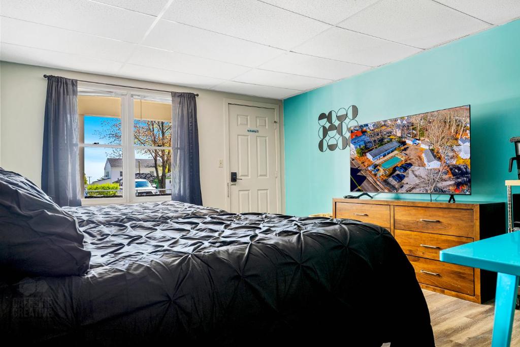 Marvin Gardens Motel Old Orchard Beach - Image 7