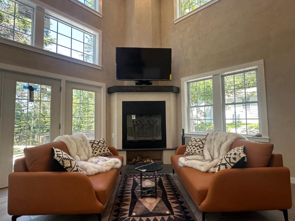 Luxury cabin vc home 2bd 2bath - Image 4