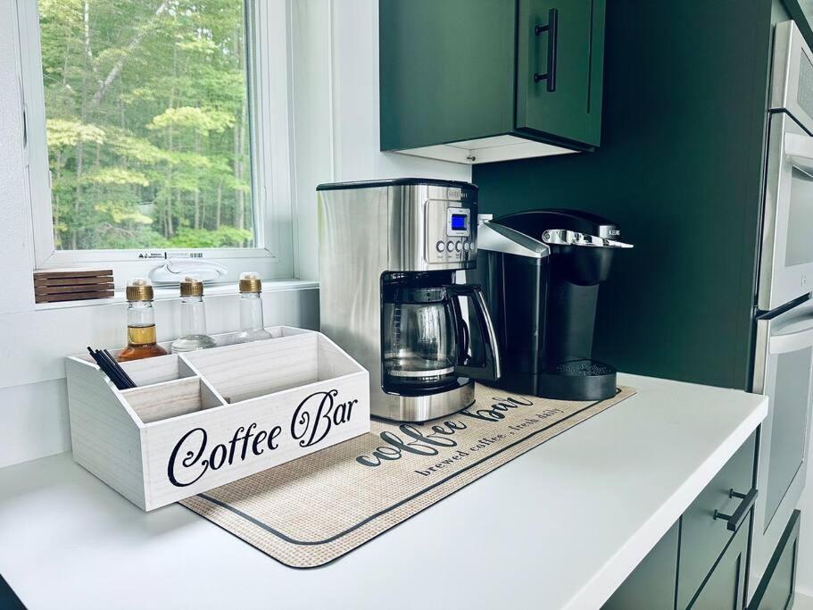 Tranquil Waters - Modern Lakefront Haven with Hot Tub - Explore, Relax, and Recharge! Close to UMF! - Image 7