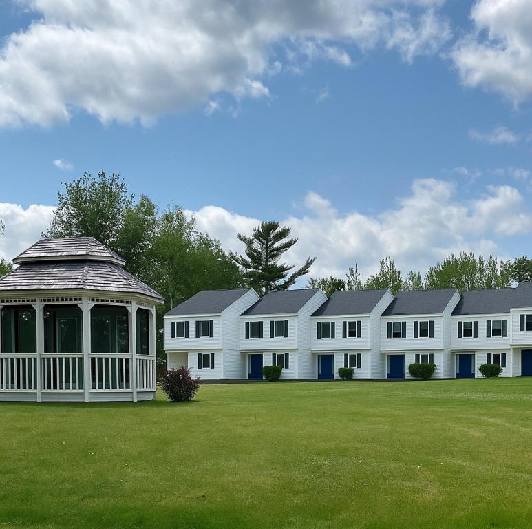 Acadia Village Resort - Image 7