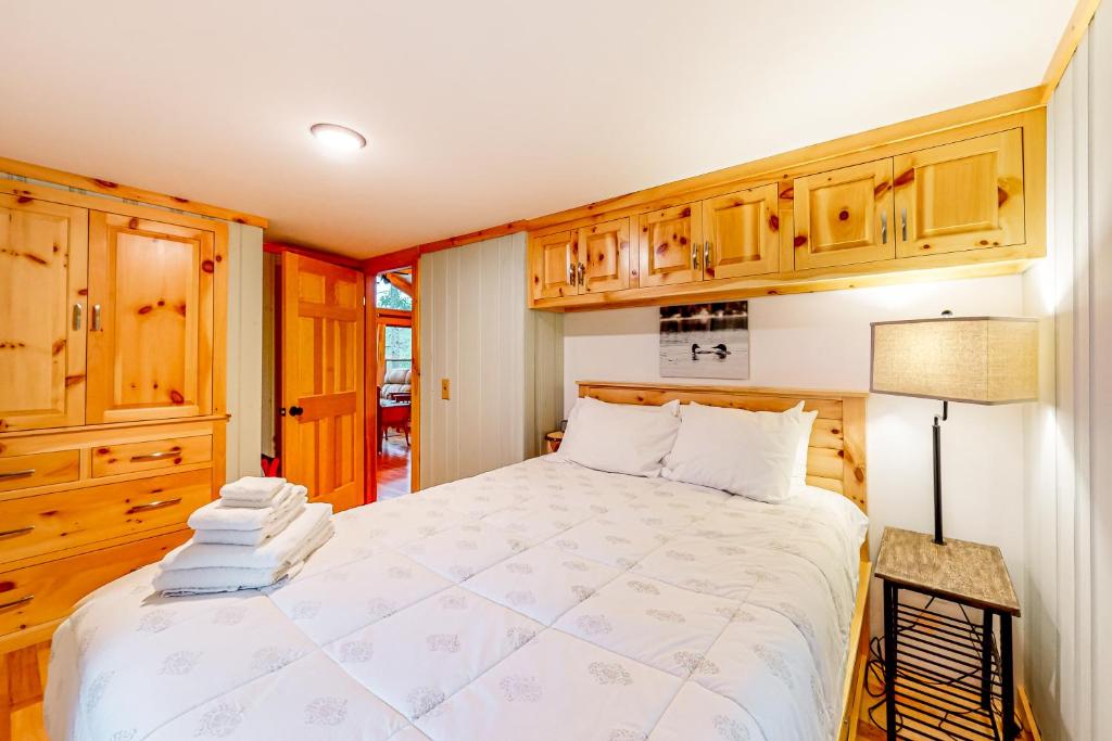 Camp Two Loons - Image 7