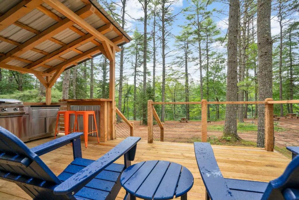 A-Frame Retreat with Inviting Hot Tub - Image 5