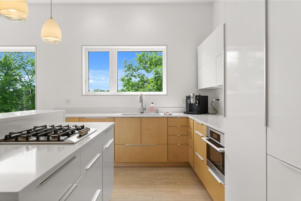 Private Oasis easy access to Park and Town - Image 6