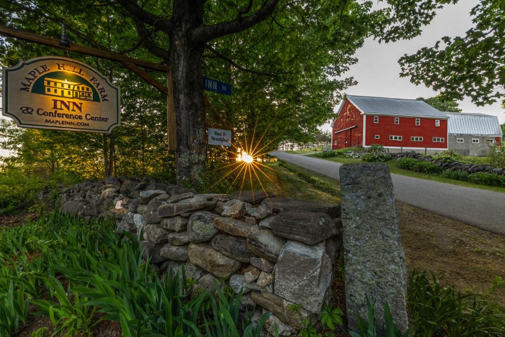 Maple Hill Farm Inn - Image 7