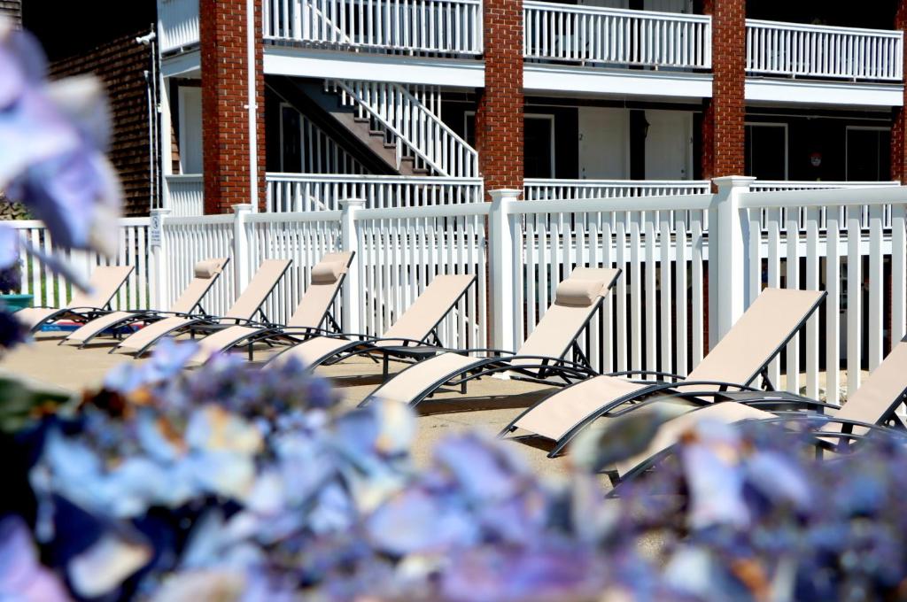 Sea View Motel - Image 5