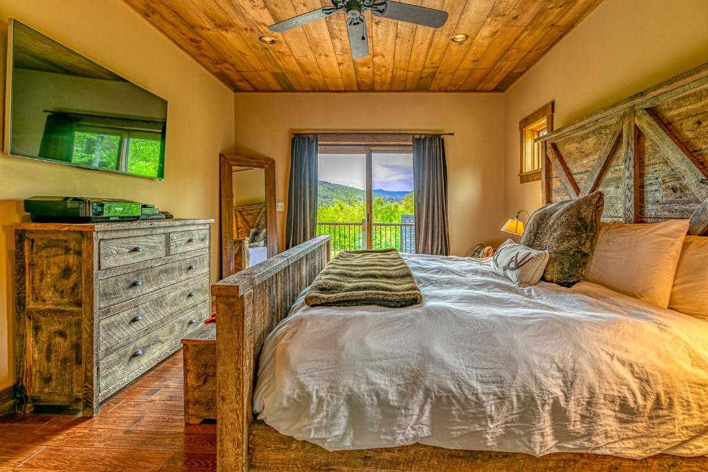 Mountain Estate Main House - Image 8