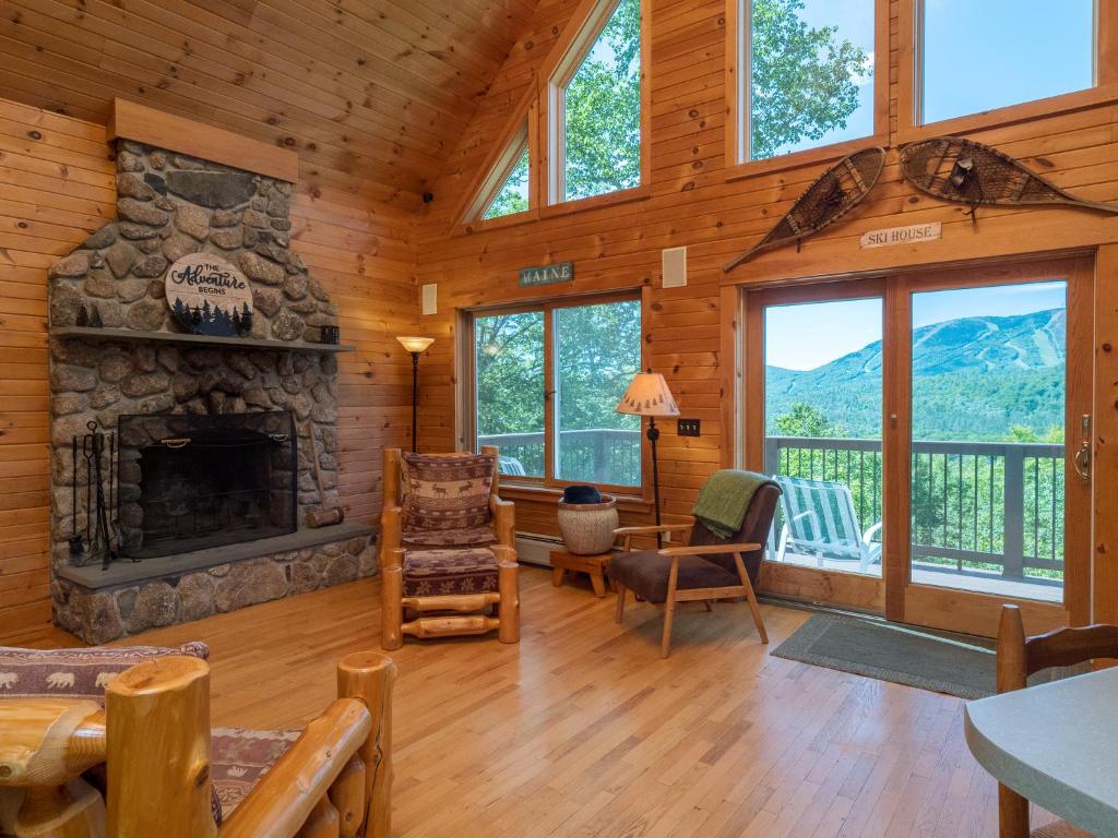 SUNDAY RIVER VIEWS!! Minutes from the mountain! - Image 6