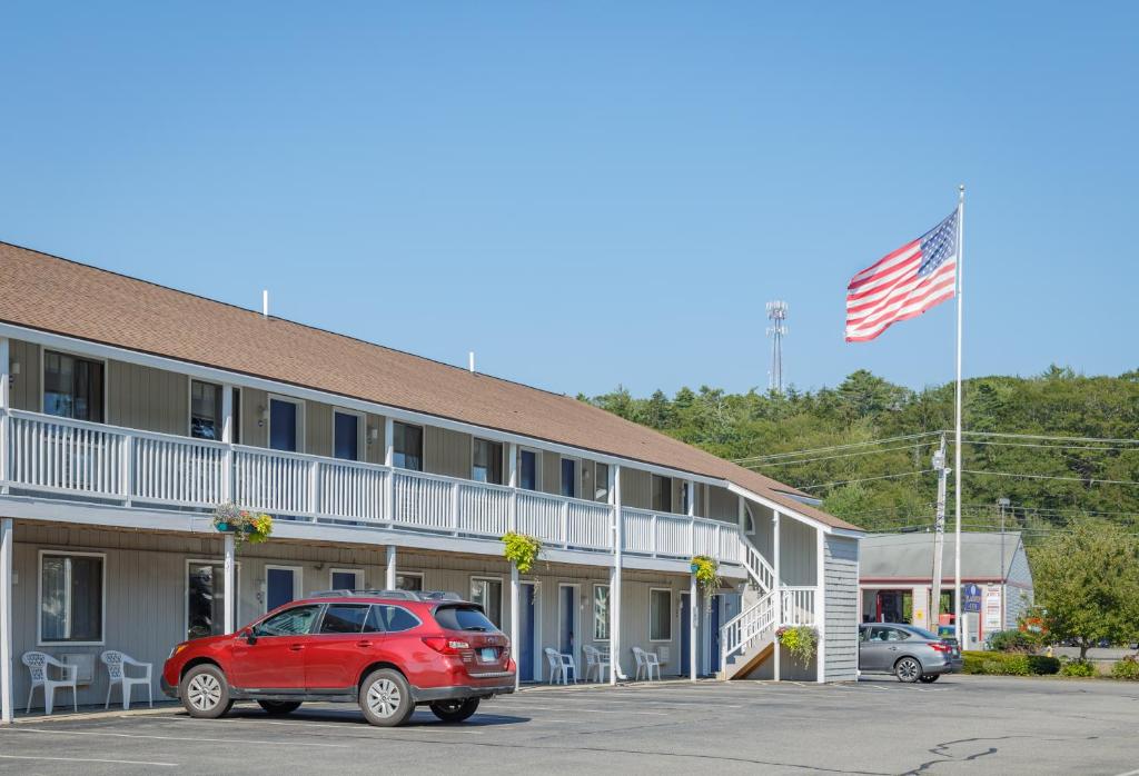 Flagship Inn - Image 5