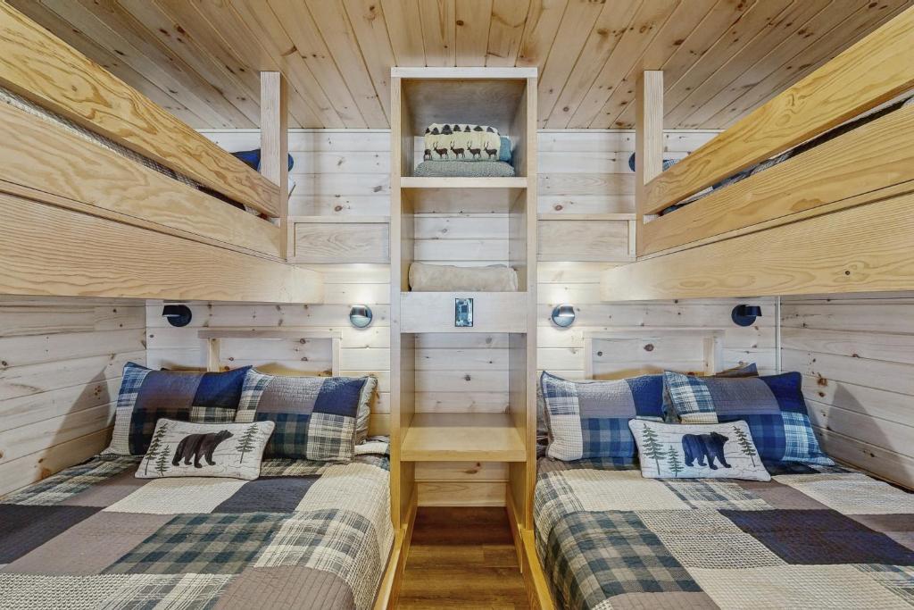 Super Birch on Little Sebago Lake - Image 7