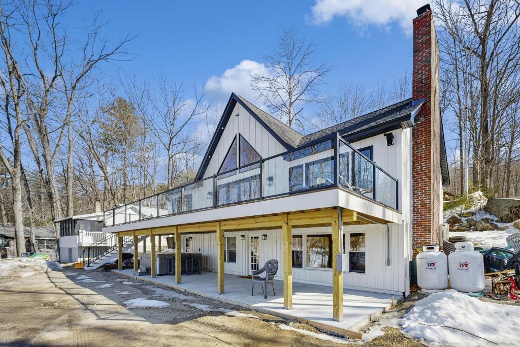 Super Birch on Little Sebago Lake - Image 6