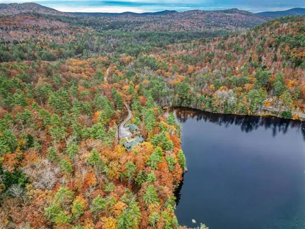 PERLEY POND LODGE LIMIT 14 villa - Image 5