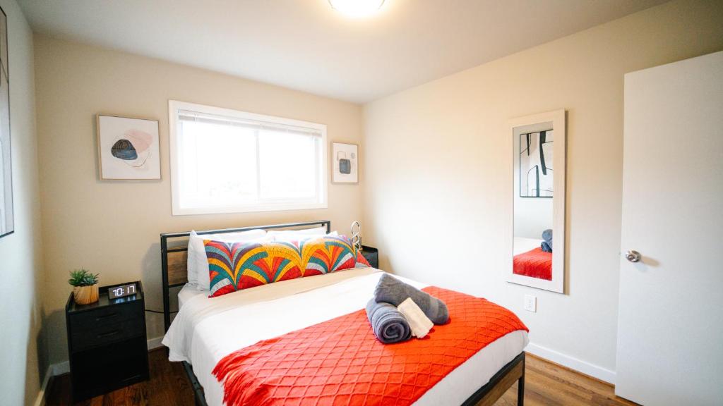 Gorgeous 7BR 3BA Family Home in Maryland - Image 6