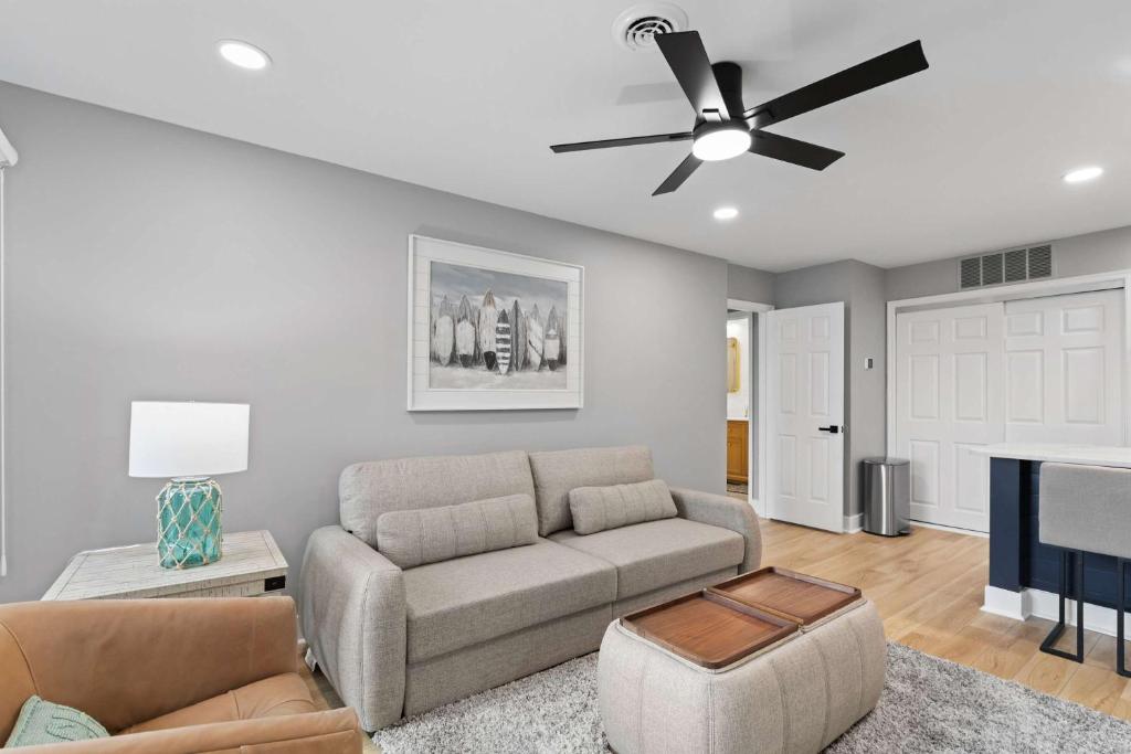 Luxury Beach Escape - Private Hot Tub - Pool - Image 6