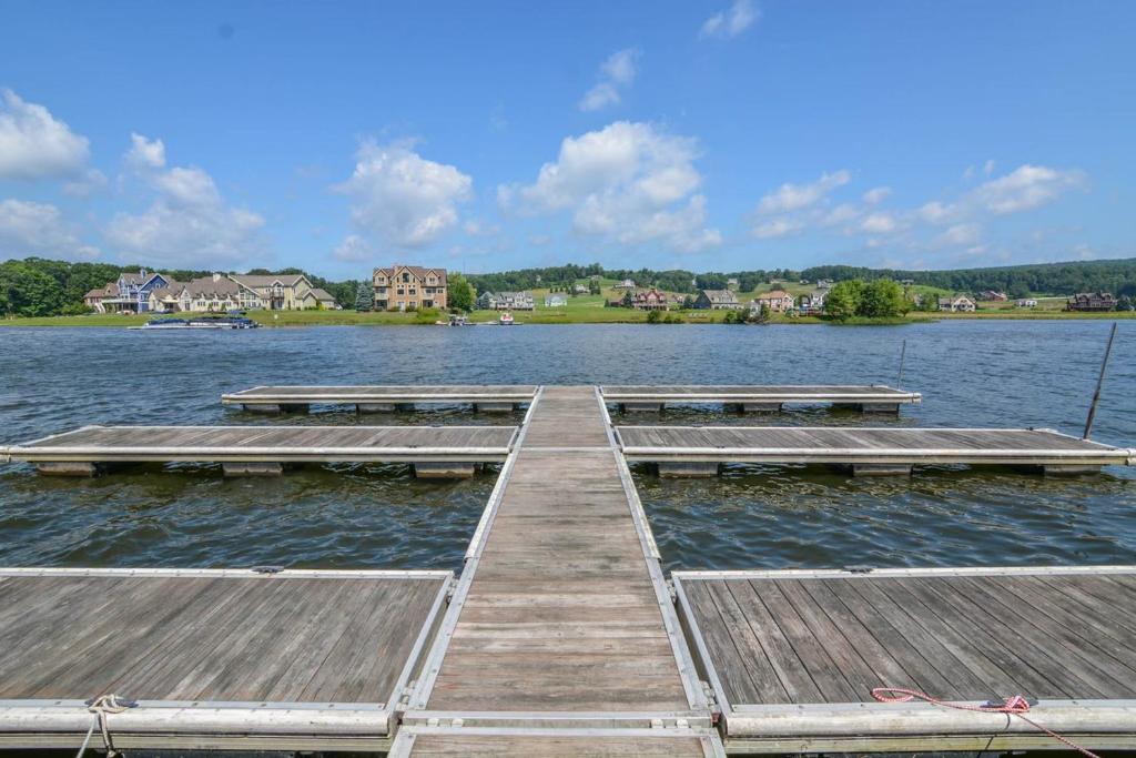 Beary Fine 6 bed 5 bath luxury home w indoor pool - Image 7