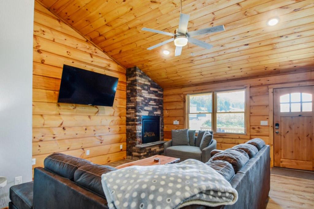 Slippery Slope Cabin at Deep Creek Lake / Wisp Mountain (3 BR) - Image 5